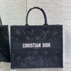 Dior Shopping Bags